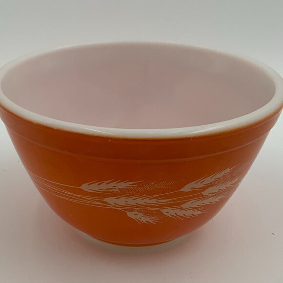 Vintage Pyrex Autumn Wheat Burnt Orange Small Mixing Bowl - Picture 5 of 7
